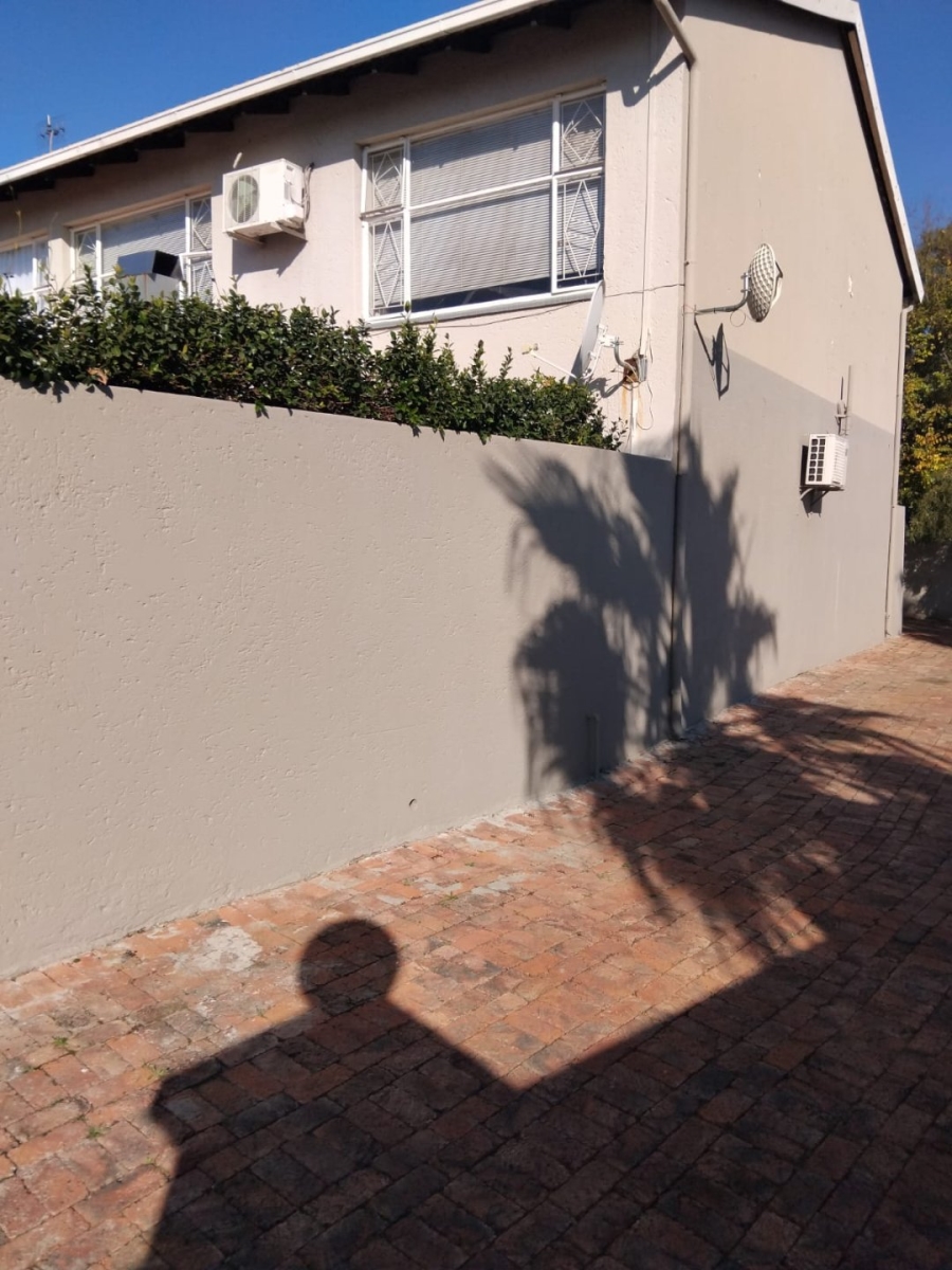 To Let 3 Bedroom Property for Rent in Kroonheuwel Free State